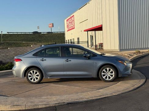 Certified 2024 Toyota Corolla LE image 2