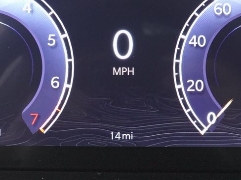 New 2025 Jeep Grand Cherokee L Altitude image 16