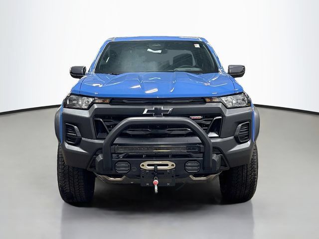 New 2025 Chevrolet Colorado Trail Boss w/ Off-Road Front Bumper Package AWD/4WD image 3