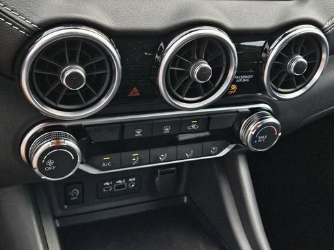 Certified 2025 Nissan Sentra SV w/ Trunk Package image 21