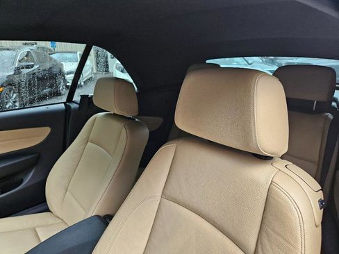 Used 2013 BMW 135i Convertible image 12