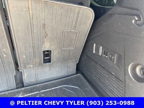 Used 2023 GMC Yukon AT4 w/ LPO, Floor Liner Package AWD/4WD image 26