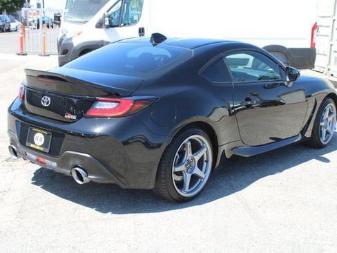 Used 2024 Toyota GR86 Premium RWD image 4