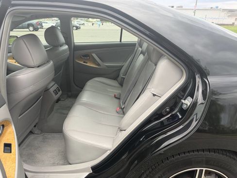 Used 2007 Toyota Camry XLE FWD image 10