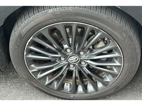 Used 2019 Toyota Avalon XSE w/ All Weather Liner Package FWD image 7