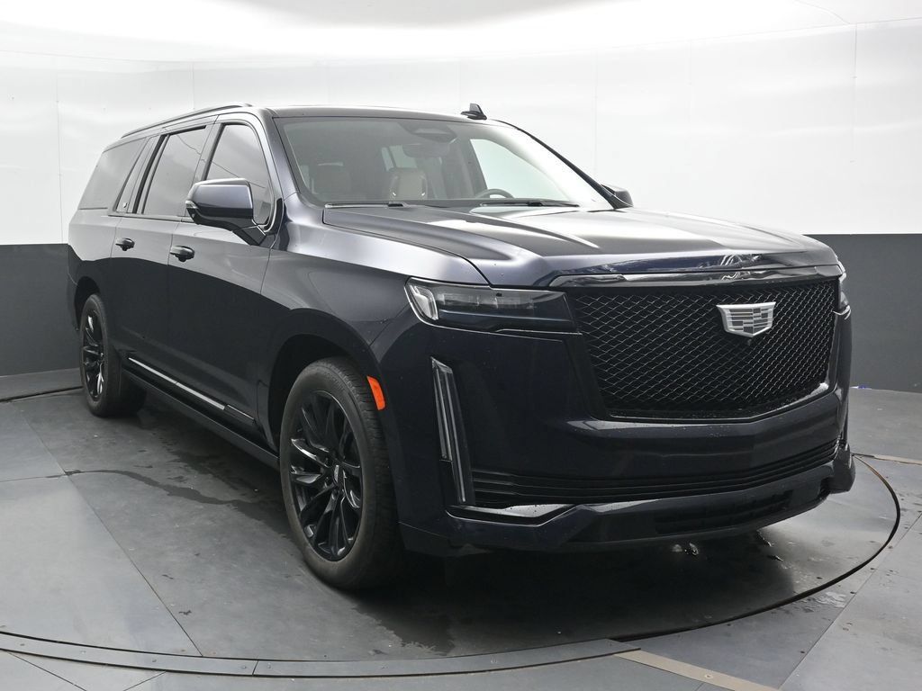 Used 2023 Cadillac Escalade ESV Sport Platinum w/ LPO, ONYX Package AWD/4WD image 6