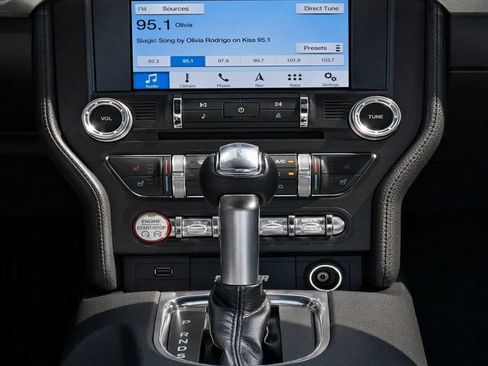 Used 2017 Ford Mustang GT Premium RWD image 10