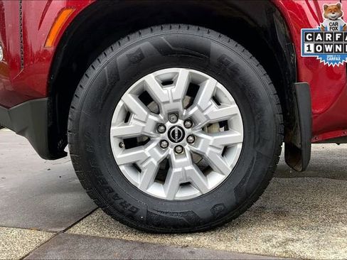 Used 2023 Nissan Frontier SV w/ SV Premium Package image 8