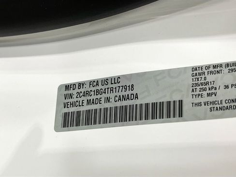 New 2026 Chrysler Pacifica Select image 20