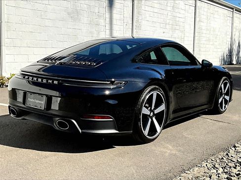 Certified 2025 Porsche 911 Carrera image 17