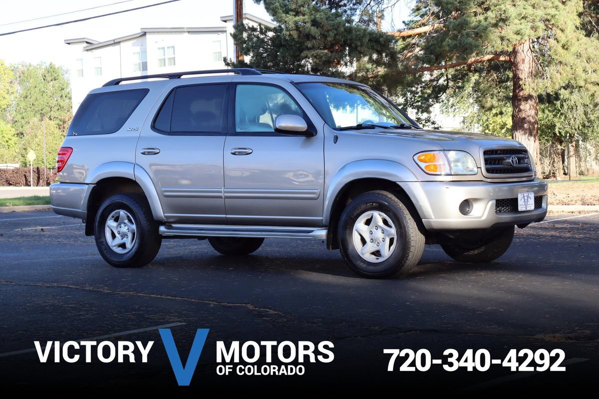 Used 2001 Toyota Sequoia SR5 AWD/4WD image 1