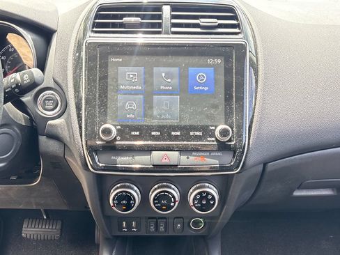 Used 2024 Mitsubishi Outlander Sport AWD image 23