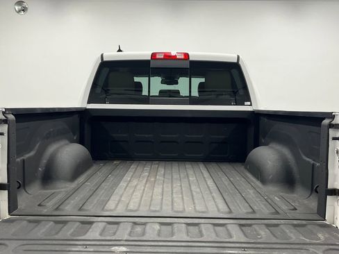 Used 2017 RAM 1500 Laramie w/ Convenience Group image 19