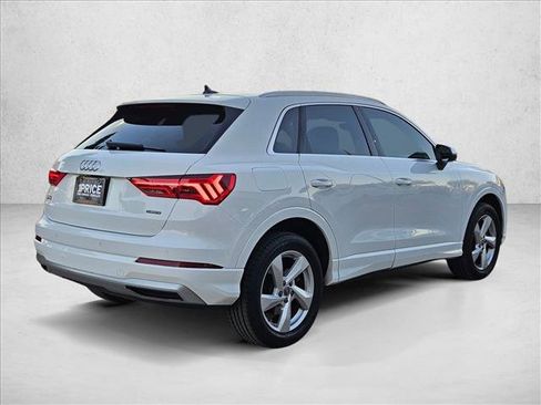 Used 2020 Audi Q3 2.0T Premium w/ Convenience Package image 4