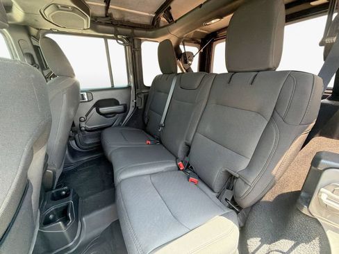 Used 2021 Jeep Wrangler Unlimited Sport AWD/4WD image 26