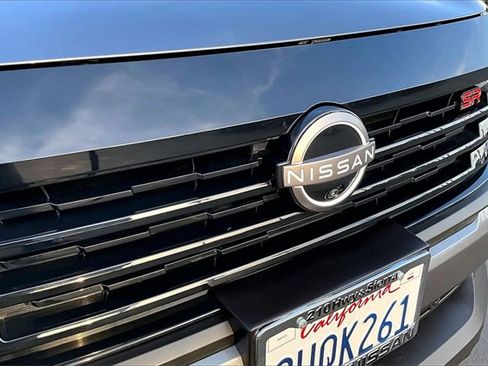 Certified 2025 Nissan Kicks SR image 31