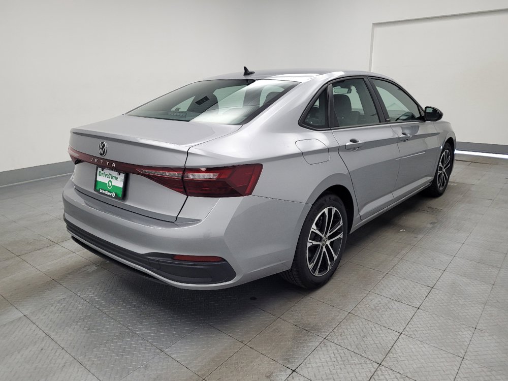 Used 2025 Volkswagen Jetta Sport FWD image 9