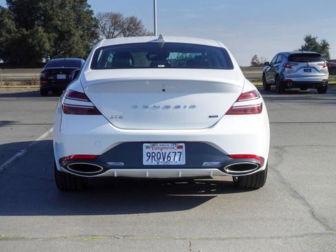 Used 2022 Genesis G70 3.3T image 7