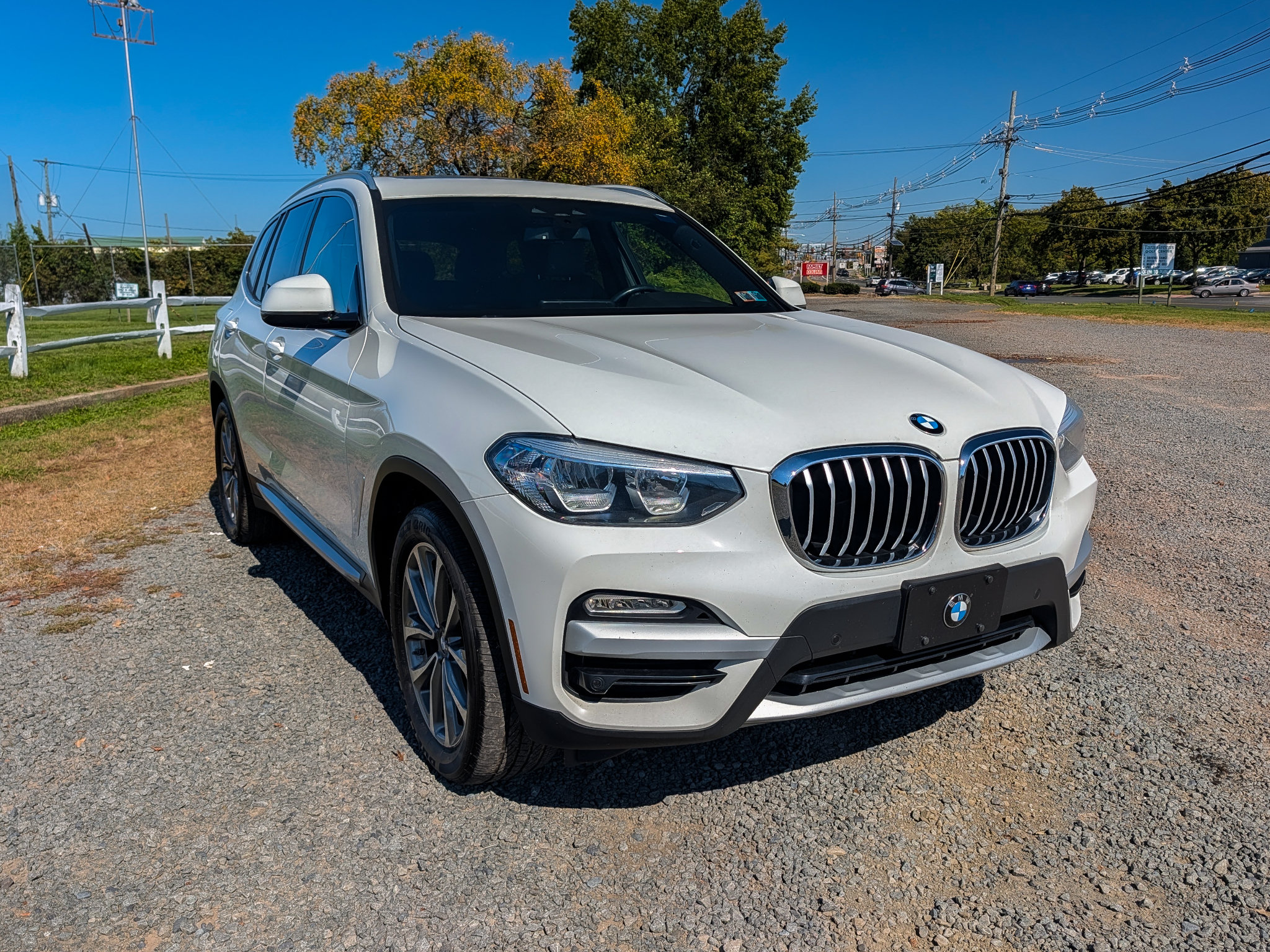 Used 2019 BMW X3 xDrive30i w/ Driving Assistance Package AWD/4WD image 3