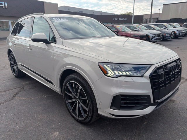 Used 2023 Audi Q7 3.0T Premium Plus w/ Premium Plus Package AWD/4WD image 2