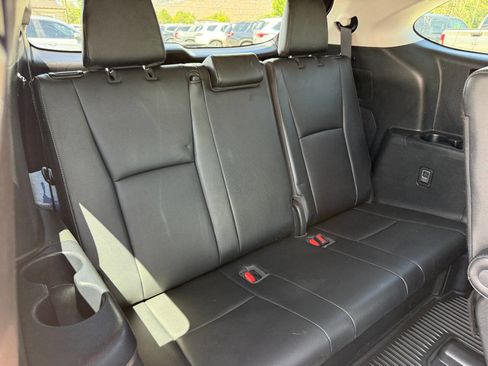 Used 2021 Toyota Highlander Platinum image 22
