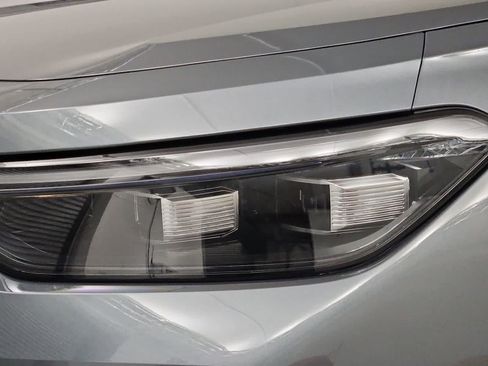 New 2026 Volkswagen Tiguan SE AWD/4WD image 10