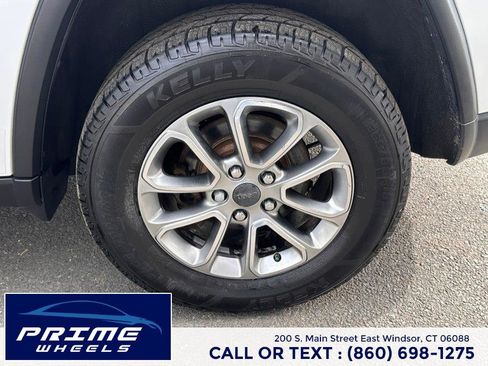 Used 2014 Jeep Grand Cherokee Limited w/ Trailer Tow Group IV image 25