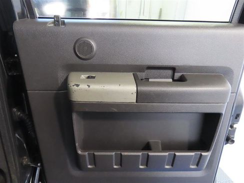 Used 2015 Ford F350 Lariat w/ Lariat Interior Package image 36