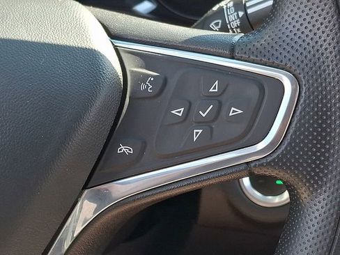 Used 2022 Chevrolet Equinox LS w/ LS Convenience Package FWD image 23
