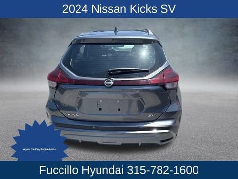 Used 2024 Nissan Kicks SV image 4