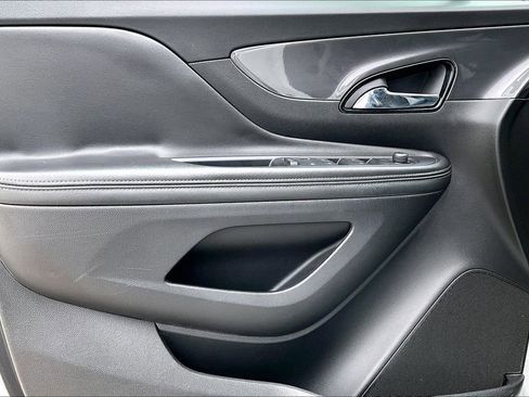 Used 2018 Buick Encore Preferred w/ LPO, Active Package FWD image 20