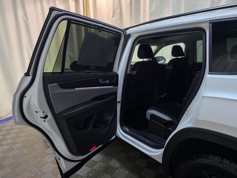 New 2026 Volkswagen Atlas Peak Edition image 27