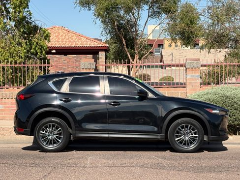 Used 2020 MAZDA CX-5 Sport FWD image 9