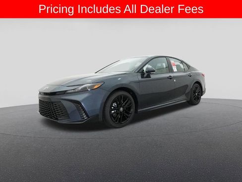 New 2026 Toyota Camry SE FWD image 17