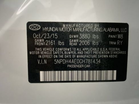 Used 2016 Hyundai Elantra Value Edition FWD image 27