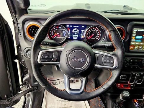 Used 2021 Jeep Gladiator Mojave AWD/4WD image 13