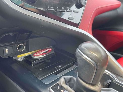 Used 2020 Toyota Camry XSE FWD image 31