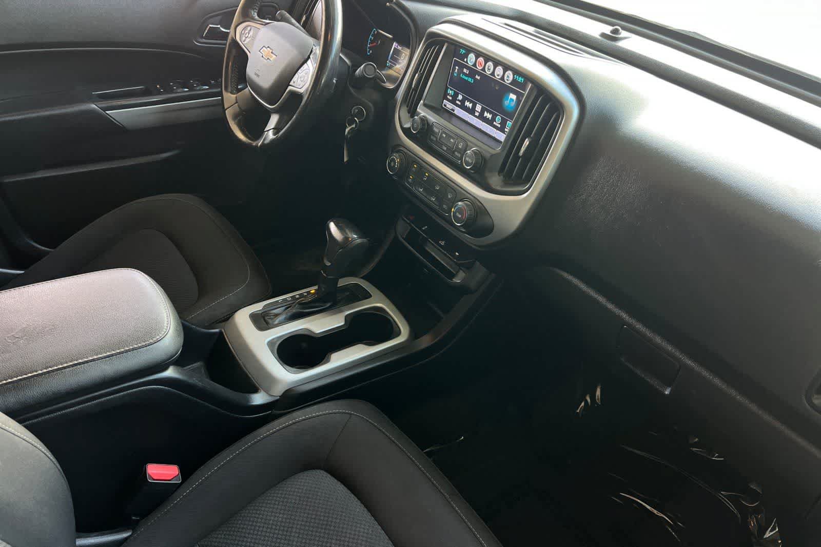 Used 2018 Chevrolet Colorado LT RWD image 17