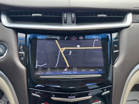 Used 2013 Cadillac XTS Premium AWD/4WD image 15
