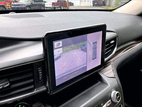 Certified 2020 Ford Explorer Limited AWD/4WD image 20