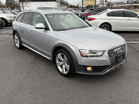 Used 2015 Audi A4 Premium Plus w/ Premium Plus Package image 11