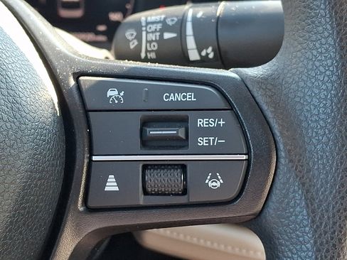 Certified 2025 Honda Accord LX image 21