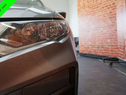 Used 2017 Nissan Rogue SV w/ SV Premium Package image 71