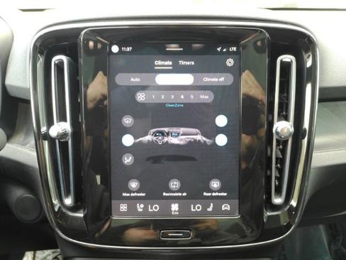 Used 2022 Volvo C40 P8 Recharge Ultimate AWD/4WD image 44