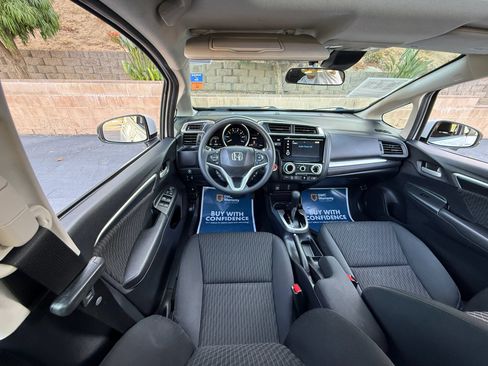 Used 2018 Honda Fit EX image 17