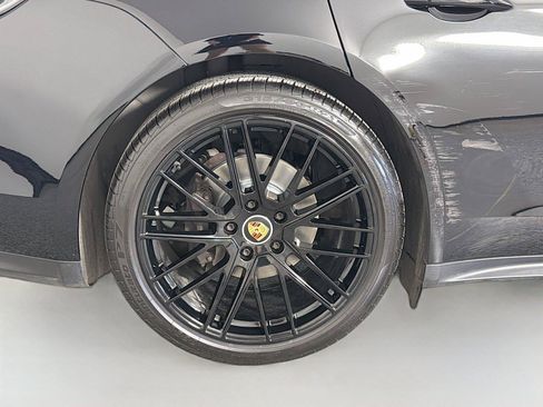 Certified 2023 Porsche Panamera Platinum Edition RWD image 13