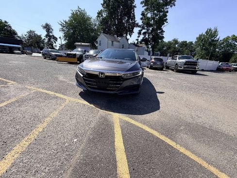 Used 2022 Honda Accord LX image 3