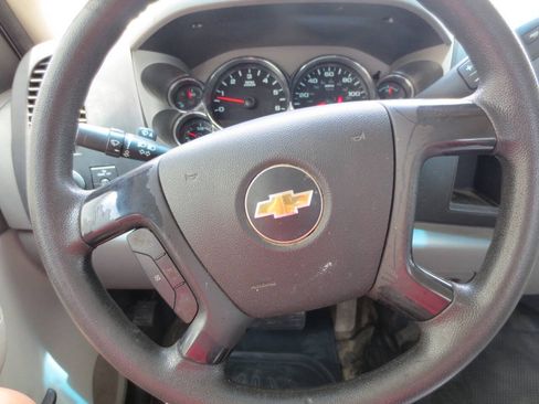 Used 2013 Chevrolet Silverado 3500 W/T RWD image 9