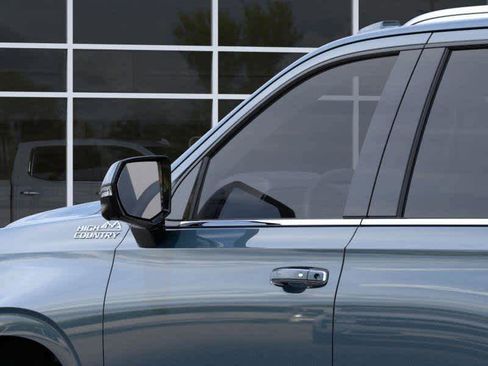 New 2026 Chevrolet Tahoe High Country image 12