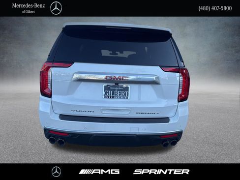 Used 2022 GMC Yukon Denali RWD image 4